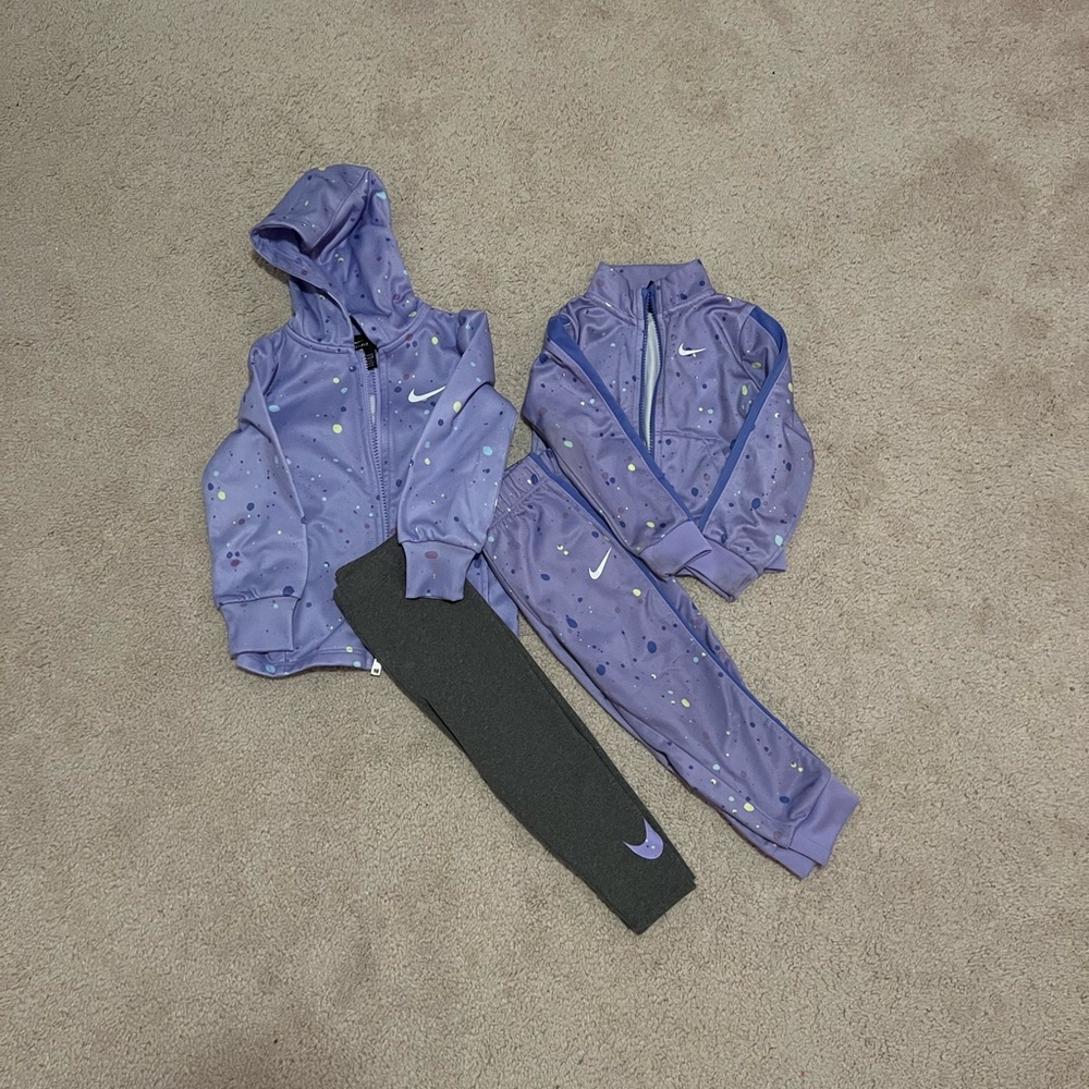 Toddler girl 4 pc sweatshirt/pants (two tops and two bottoms) 24 months
